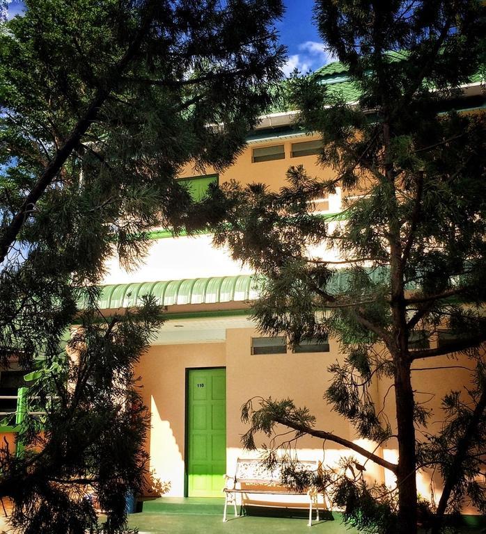 J.Holiday Inn Krabi town Exterior foto