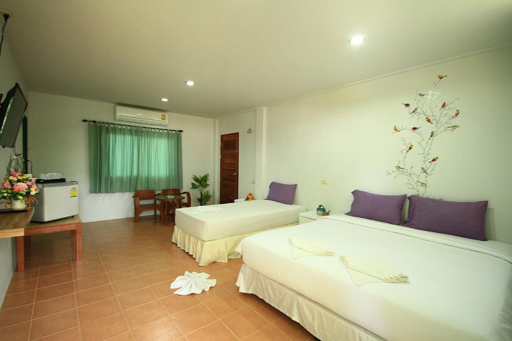 J.Holiday Inn Krabi town Quarto foto