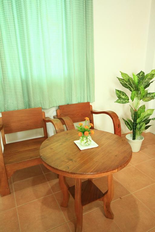 J.Holiday Inn Krabi town Quarto foto