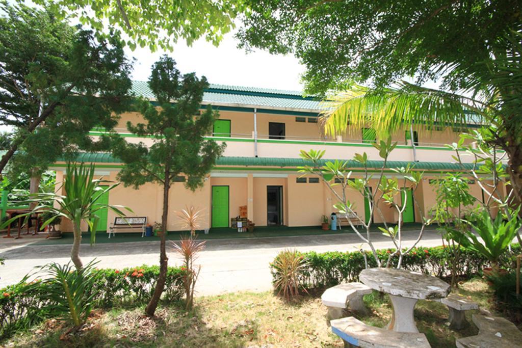 J.Holiday Inn Krabi town Exterior foto