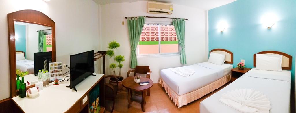 J.Holiday Inn Krabi town Exterior foto