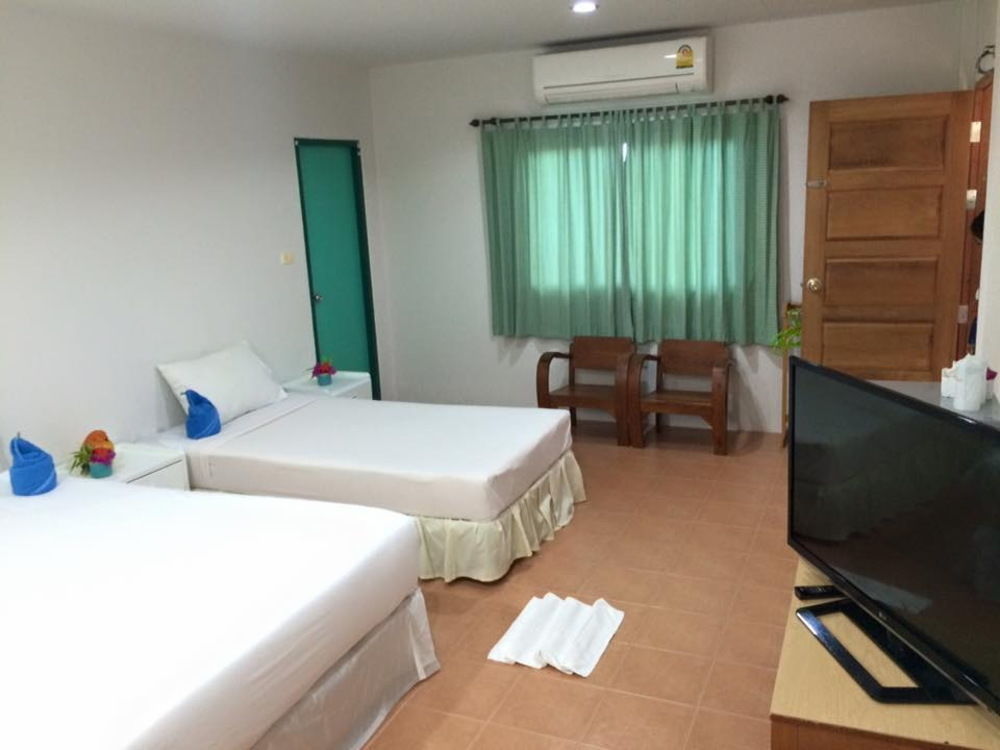 J.Holiday Inn Krabi town Exterior foto