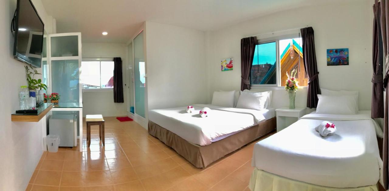 J.Holiday Inn Krabi town Exterior foto