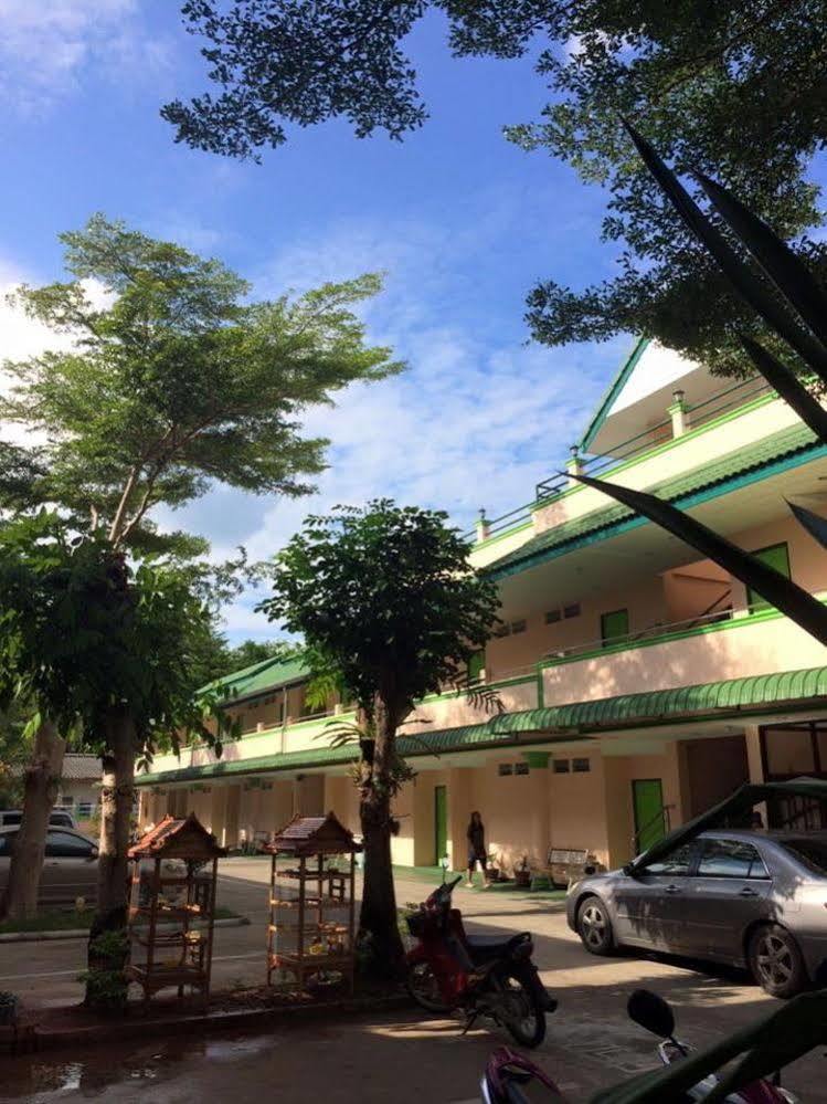 J.Holiday Inn Krabi town Exterior foto